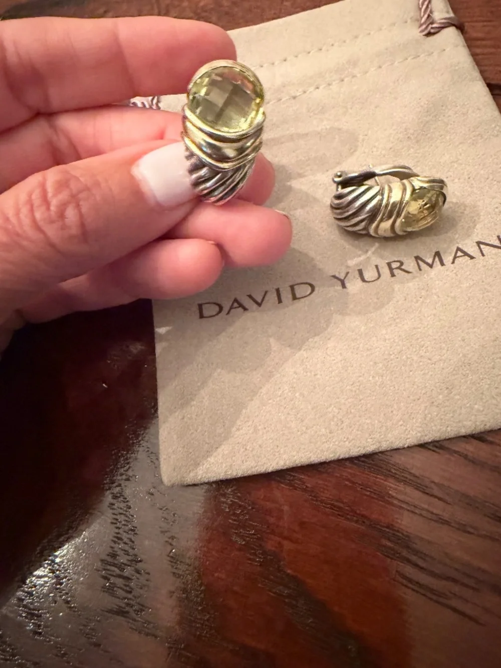 David Yurman cable classic shrimp huggie earrings